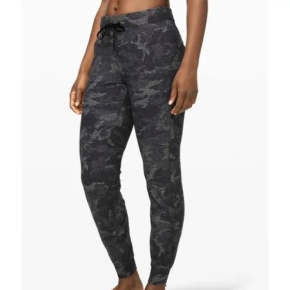 Lululemon Ready to Rulu Camo Joggers size 10